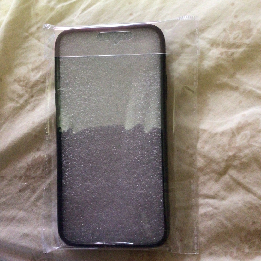 Iphone 11 hard case with phone holder